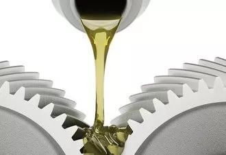 低溫環(huán)境下建筑機(jī)械的潤滑油選擇策略